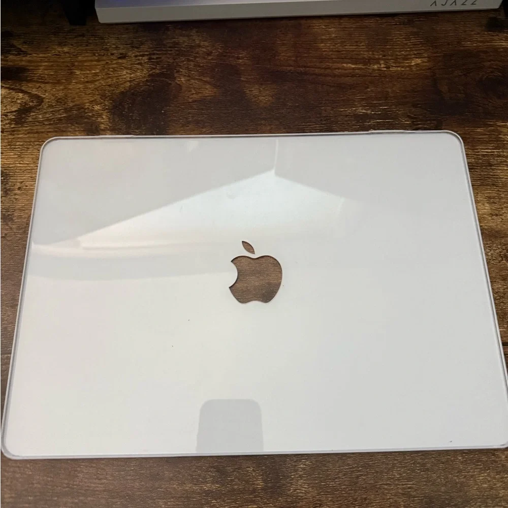 MacBook Air case - Not made for M1 chip laptops